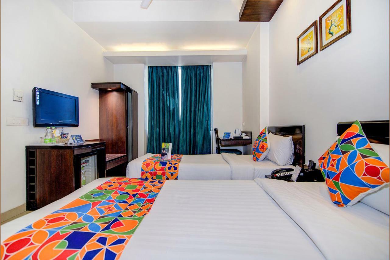 Fabhotel Rockland Neu-Delhi Exterior foto